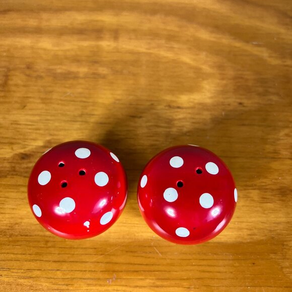 Vintage‎ Mushroom Salt & Pepper Shakers - Picture 7 of 10